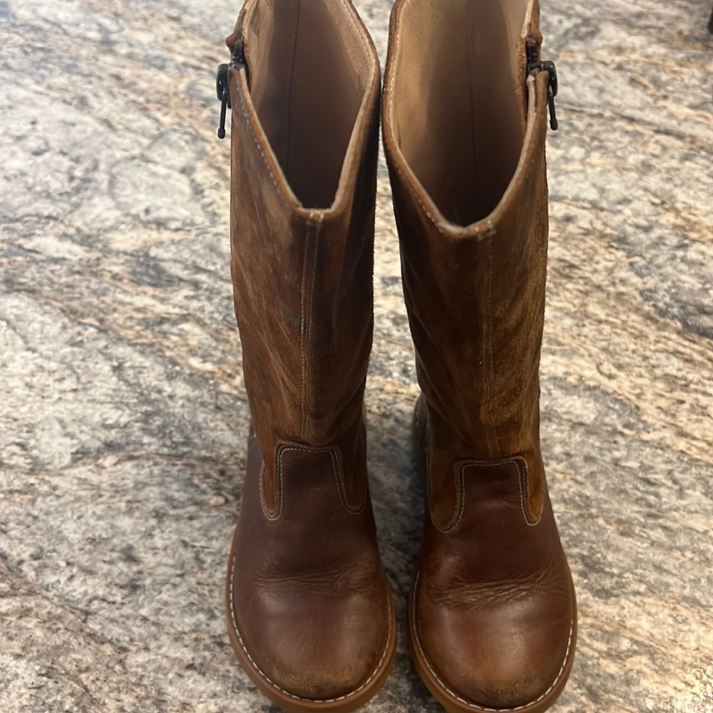 Kids leather boots